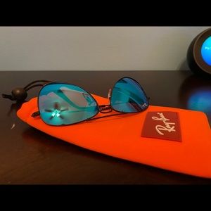 Youth rayban sun glasses